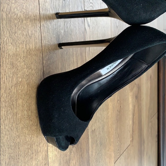 Steve Madden Black suede platform heels - Picture 7 of 9